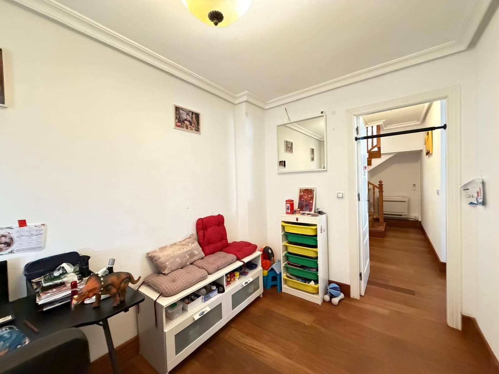 4 soverom Villa til salgs i Orihuela Costa med svømmebasseng garasje - € 380 000 (Ref: 10137188)