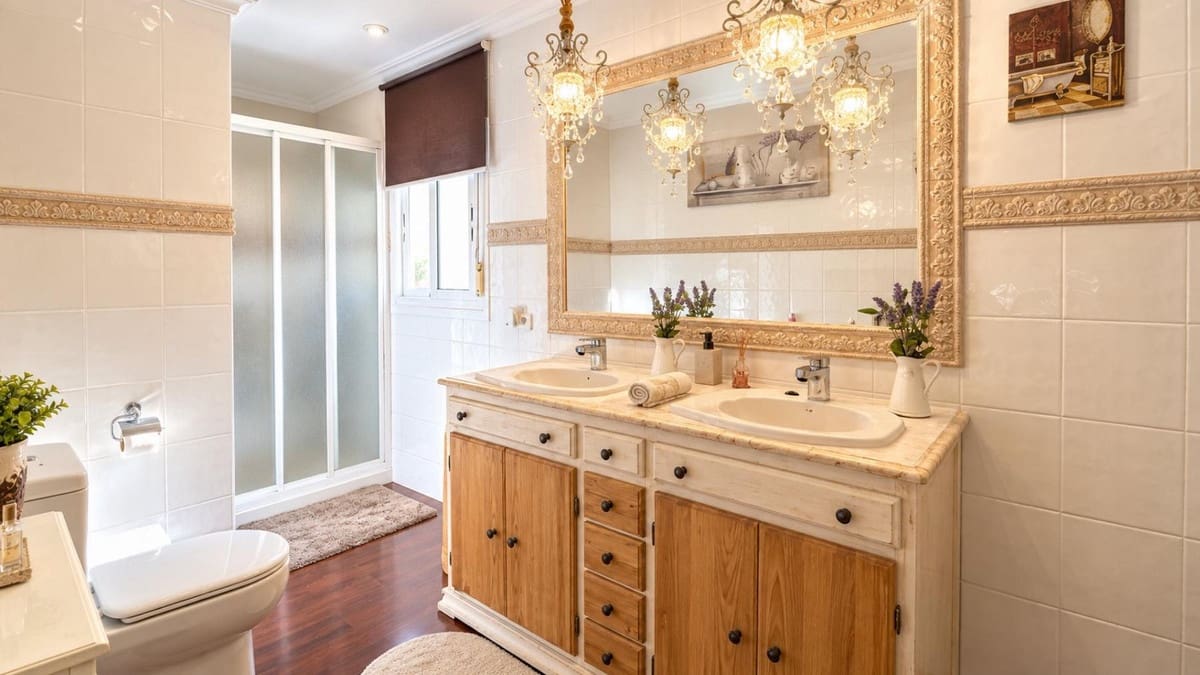 4 chambre Maison de Ville à vendre à Benferri avec piscine garage - 467 000 € (Ref: 10137196)
