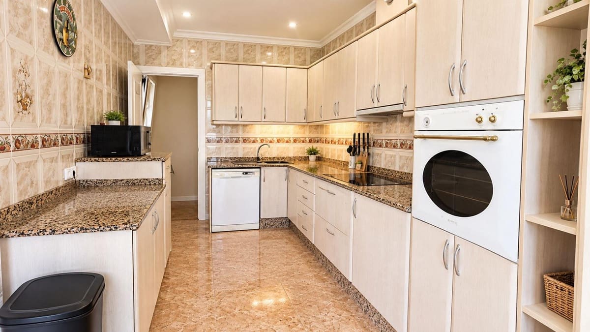 4 chambre Maison de Ville à vendre à Benferri avec piscine garage - 467 000 € (Ref: 10137196)
