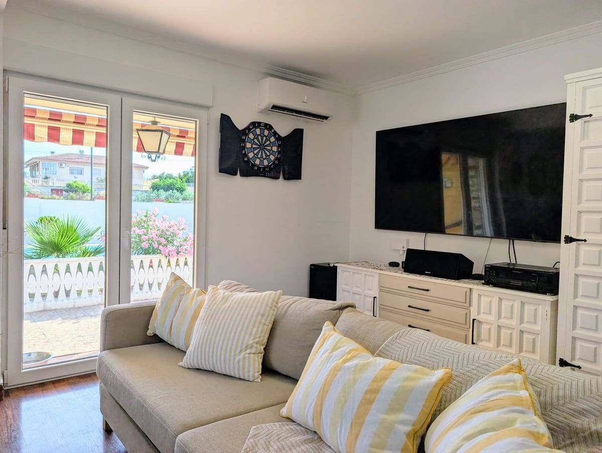 5 sypialnia Willa na sprzedaż w San Vicente / Sant Vicent del Raspeig z basenem garażem - 590 000 € (Ref: 10137213)