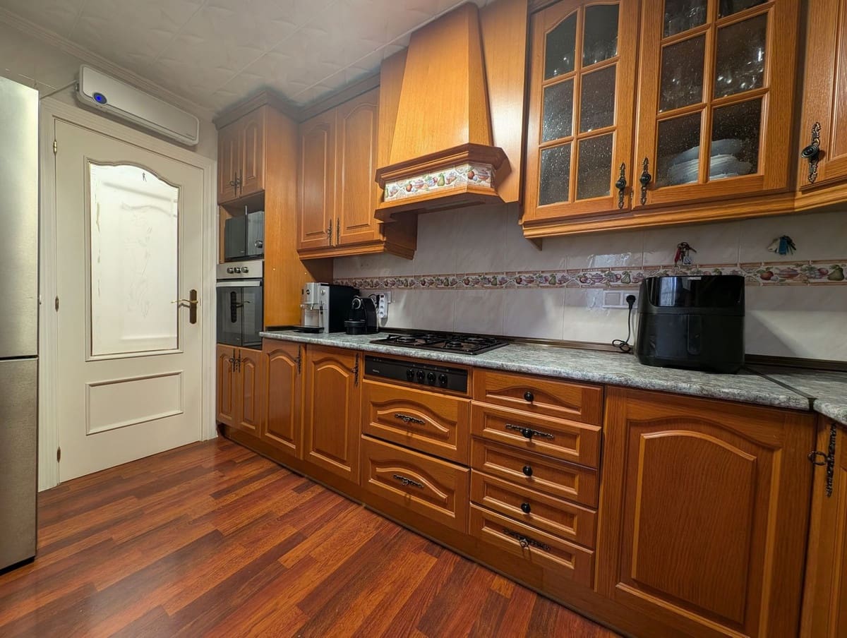 5 sypialnia Willa na sprzedaż w San Vicente / Sant Vicent del Raspeig z basenem garażem - 590 000 € (Ref: 10137213)