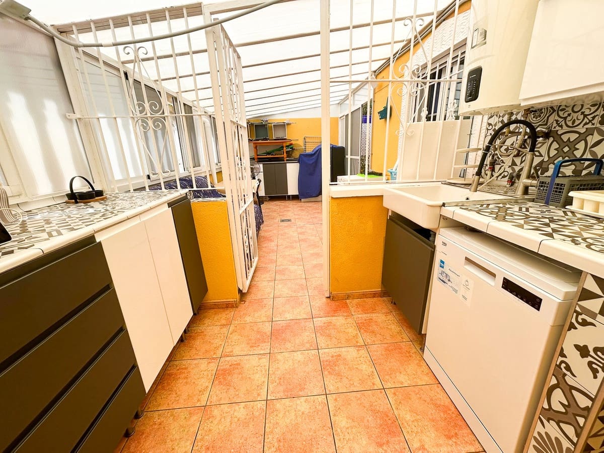 3 bedroom Apartment for sale in La Mata - € 264,000 (Ref: 10137216)
