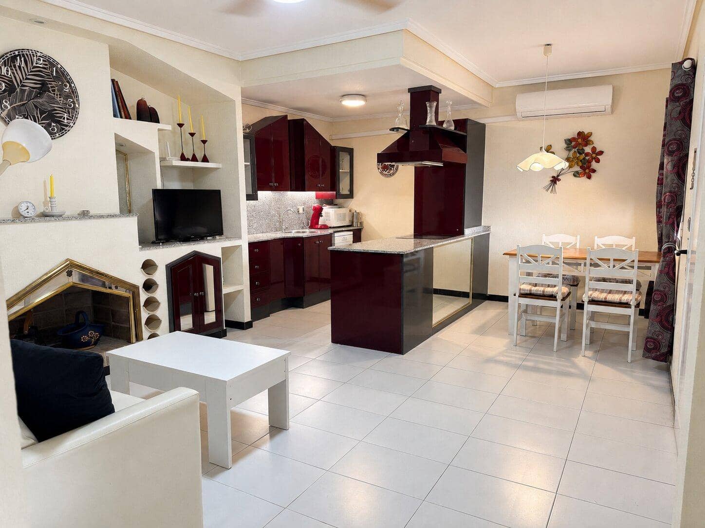 2 makuuhuone Bungalow myytävänä paikassa Torrevieja mukana uima-altaan - 175 000 € (Ref: 10137331)