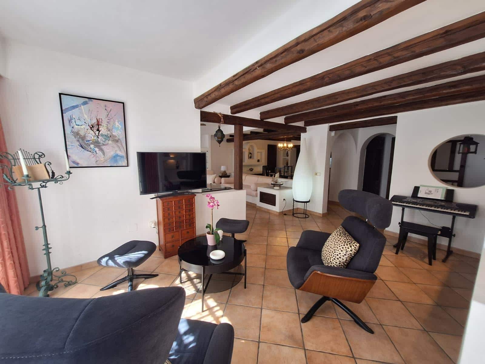 2 soveværelse Lejlighed til salg i Torrevieja med garage - € 495.000 (Ref: 10137334)