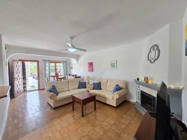 2 soveværelse Rækkehus til salg i Villamartin, Orihuela med swimmingpool - € 210.000 (Ref: 10137352)