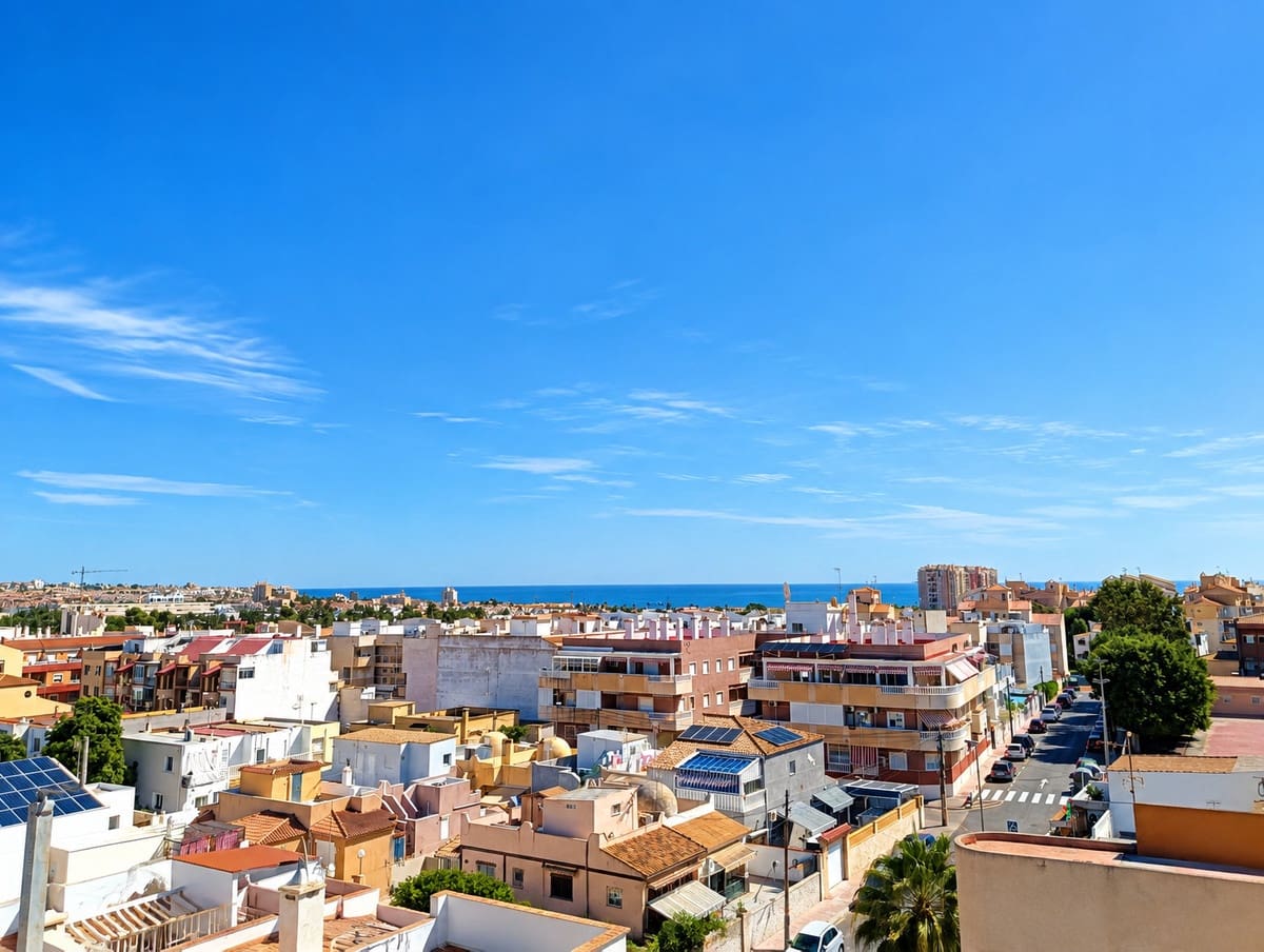 2 Zimmer Apartment zu verkaufen in Torrevieja mit Pool Garage - 289.000 € (Ref: 10137539)