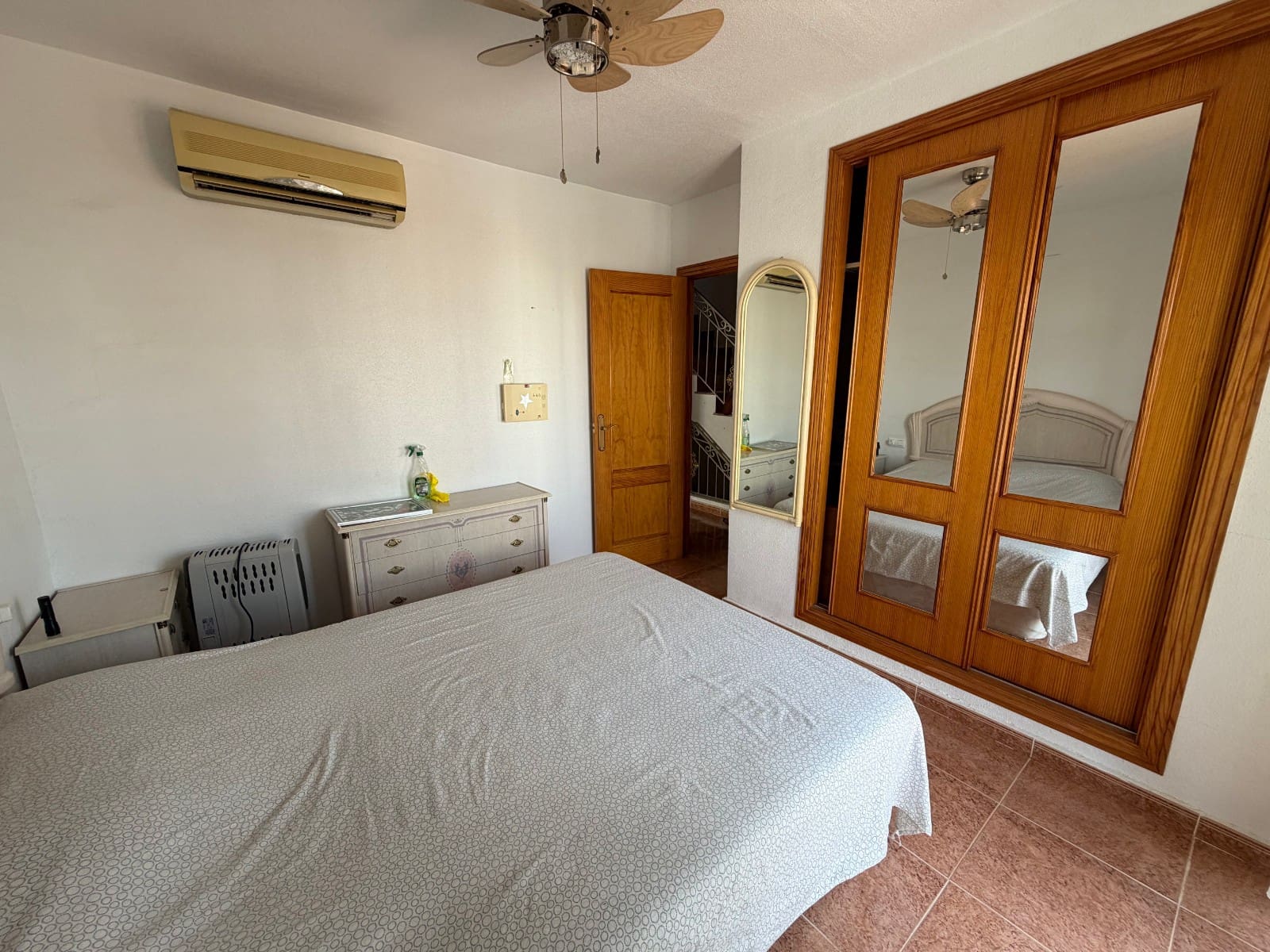 3 soveværelse Byhus til salg i Orihuela med swimmingpool - € 185.000 (Ref: 10137591)