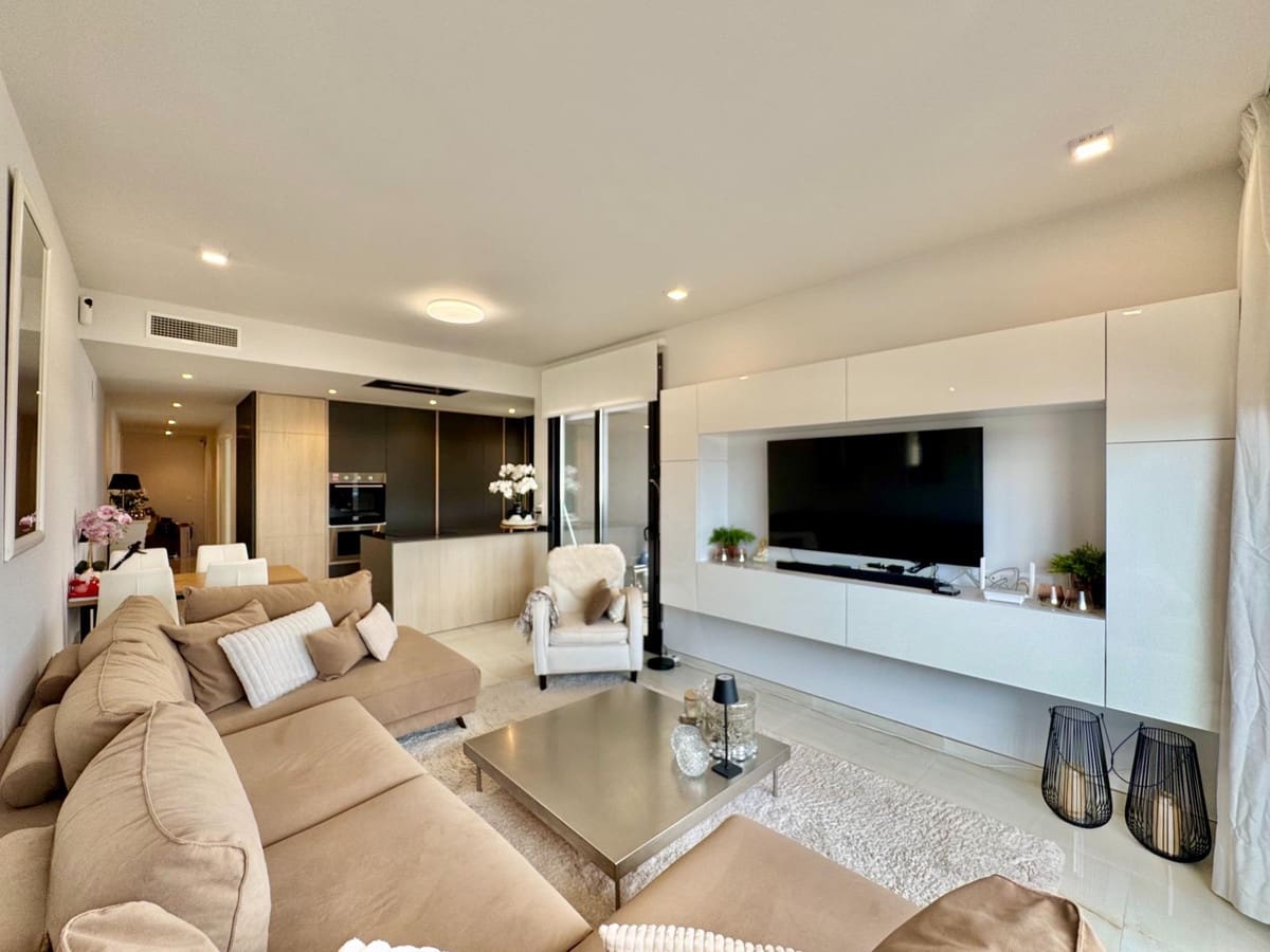 Apartamento de 3 habitaciones en Orihuela en venta con piscina garaje - 485.000 € (Ref: 10137606)