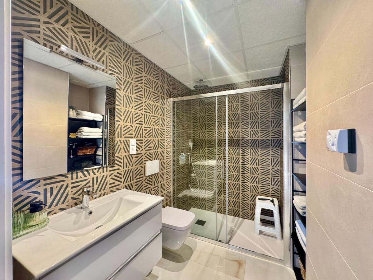 Apartamento de 3 habitaciones en Orihuela en venta con piscina garaje - 485.000 € (Ref: 10137606)