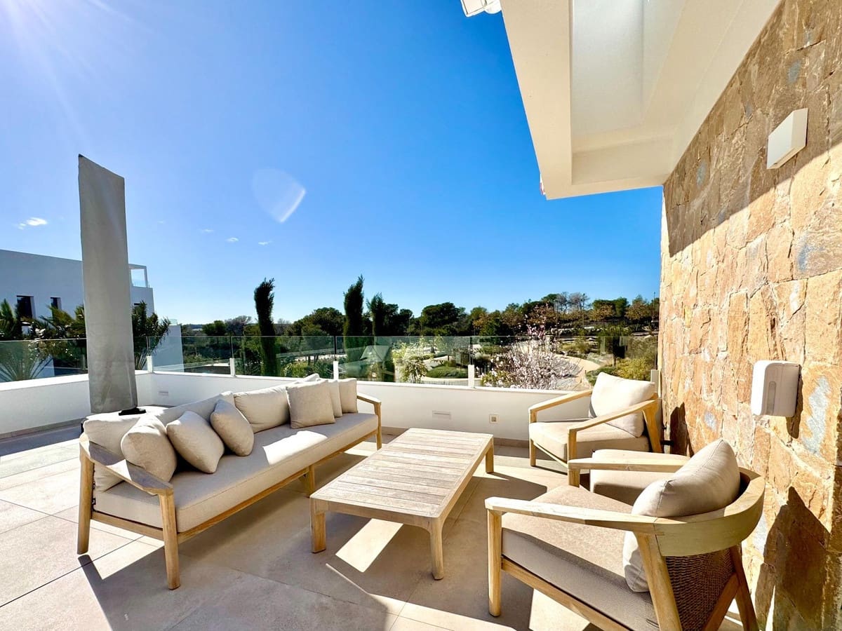 3 quarto Apartamento para venda em Las Colinas Golf com piscina garagem - 535 000 € (Ref: 10137613)