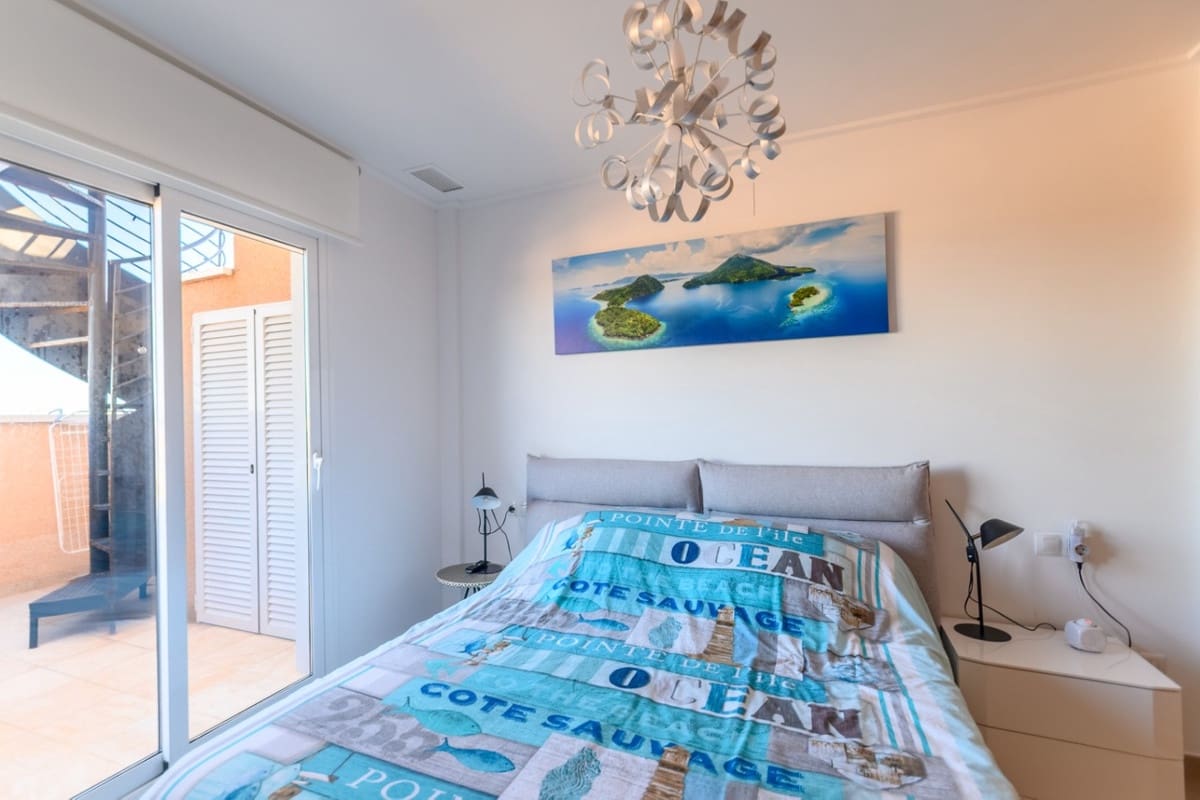 2 slaapkamer Appartement te koop in Orihuela met zwembad garage - € 330.000 (Ref: 10137618)
