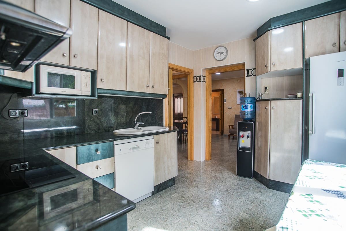 7 soveværelse Villa til salg i Orihuela med swimmingpool garage - € 590.000 (Ref: 10137745)