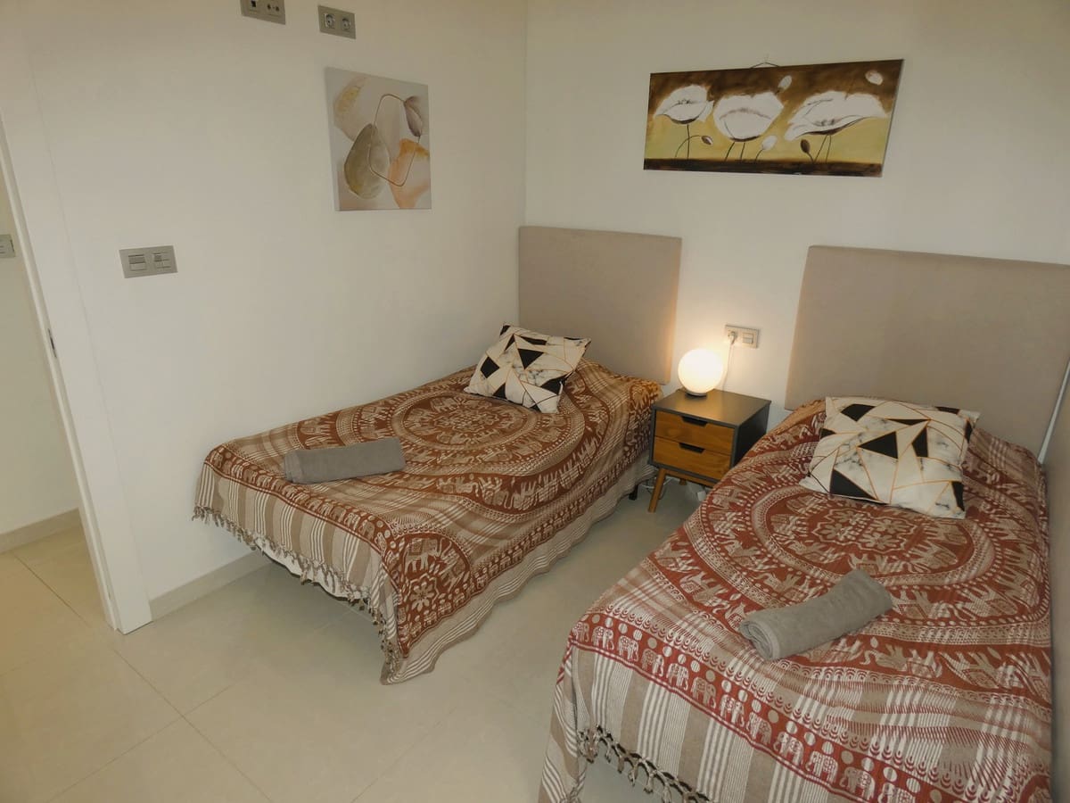 3 sovrum Lägenhet till salu i Torrevieja med pool - 229 000 € (Ref: 10137808)