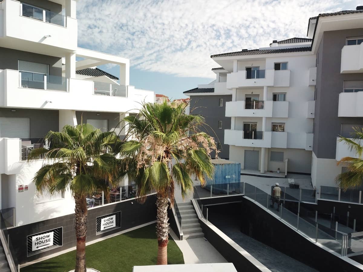 2 soveværelse Lejlighed til salg i Orihuela med swimmingpool garage - € 283.000 (Ref: 10138654)