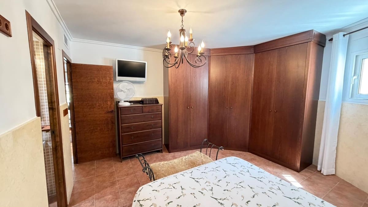 5 soveværelse Villa til salg i Orihuela med swimmingpool garage - € 480.000 (Ref: 10138742)