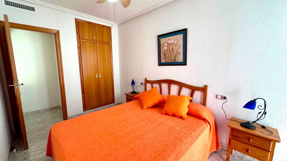 2 soverom Leilighet til salgs i Guardamar del Segura med garasje - € 230 000 (Ref: 10139237)