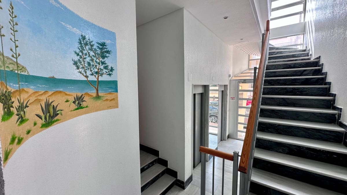 2 soverom Leilighet til salgs i Guardamar del Segura med garasje - € 230 000 (Ref: 10139237)