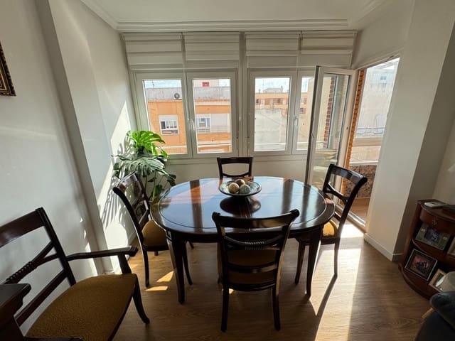 3 quarto Apartamento para venda em Los Secanos, Guardamar del Segura - 208 000 € (Ref: 10139238)