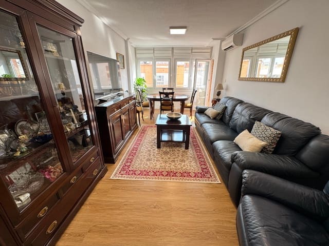 3 quarto Apartamento para venda em Los Secanos, Guardamar del Segura - 208 000 € (Ref: 10139238)