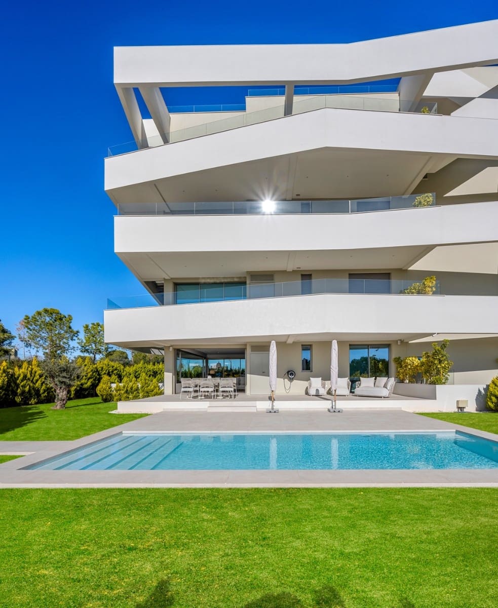 3 slaapkamer Appartement te koop in Las Colinas Golf met zwembad garage - € 1.099.000 (Ref: 10140508)