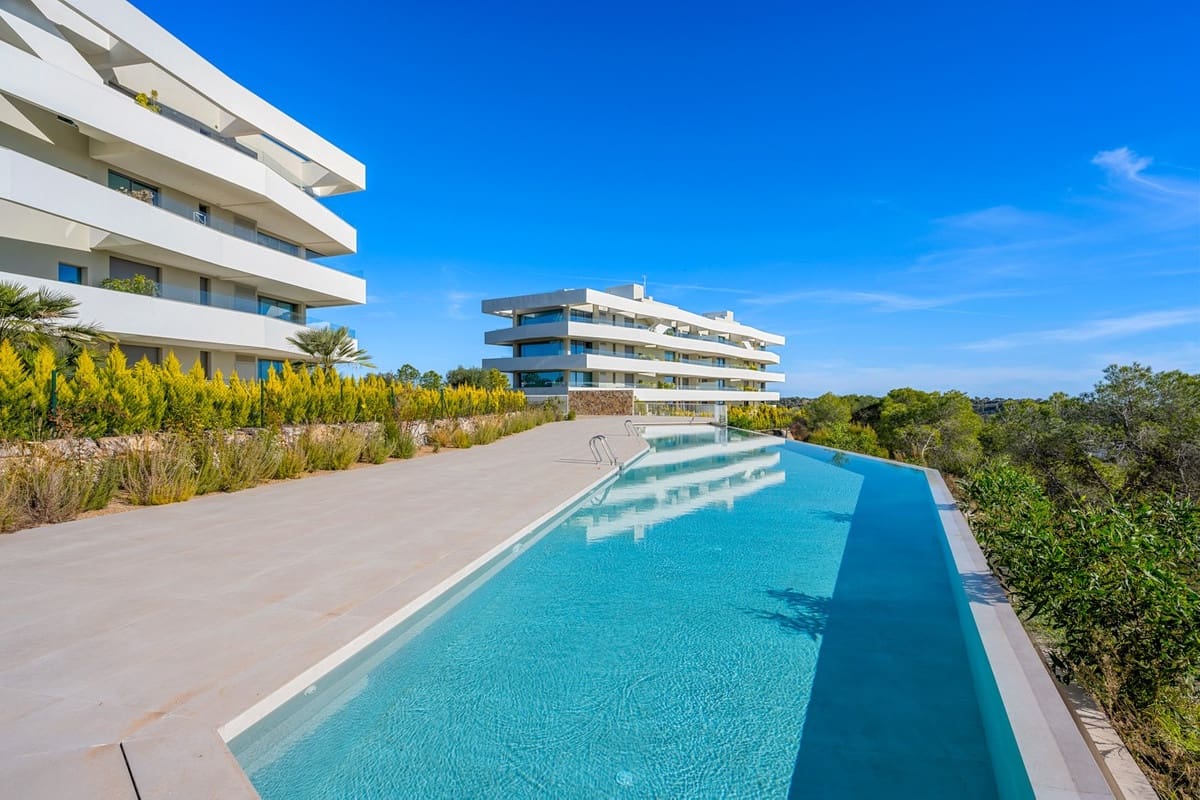 3 slaapkamer Appartement te koop in Las Colinas Golf met zwembad garage - € 1.099.000 (Ref: 10140508)