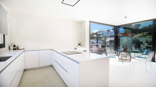 3 sypialnia Willa na sprzedaż w Las Colinas Golf, Orihuela z basenem garażem - 950 000 € (Ref: 10140515)