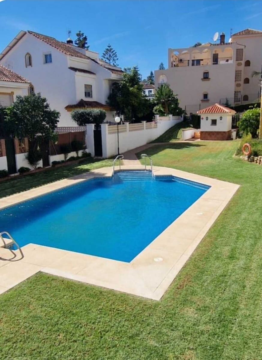 5 soveværelse Villa til salg i Mijas med swimmingpool garage - € 509.000 (Ref: 10140532)