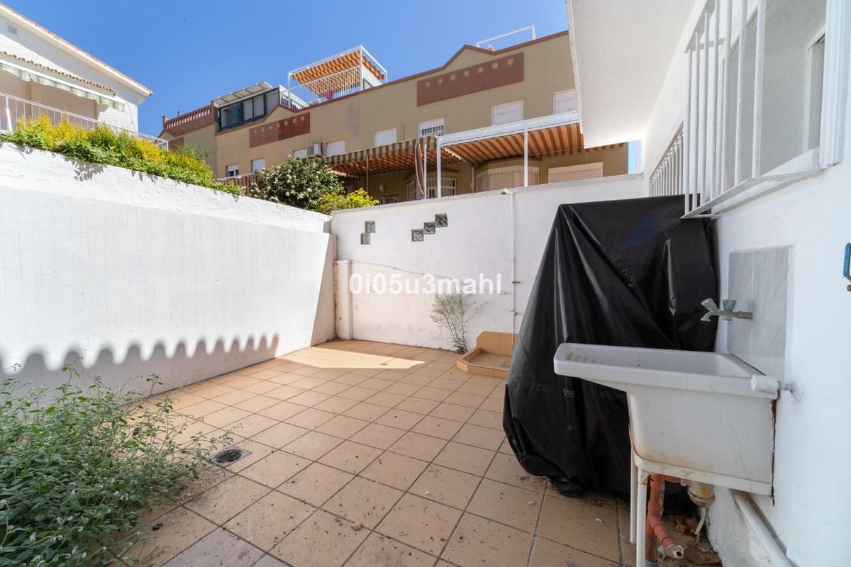2 soveværelse Villa til salg i Rincon de la Victoria - € 258.000 (Ref: 10140557)