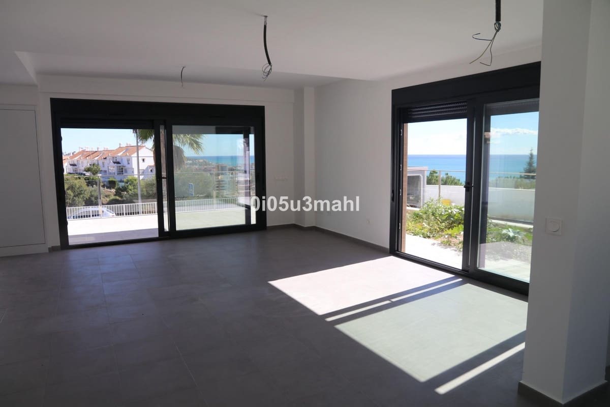 4 soveværelse Villa til salg i Malaga by med swimmingpool garage - € 1.650.000 (Ref: 10140563)
