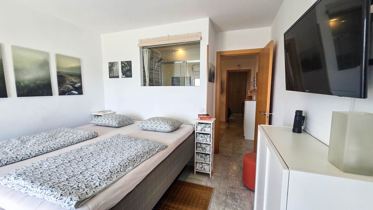 2 soverom Hus til salgs i Manilva med svømmebasseng - € 330 000 (Ref: 10140574)