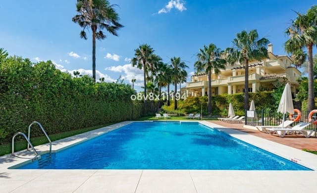 2 soveværelse Lejlighed til salg i Doña Julia Golf, Casares med swimmingpool garage - € 530.000 (Ref: 10140595)
