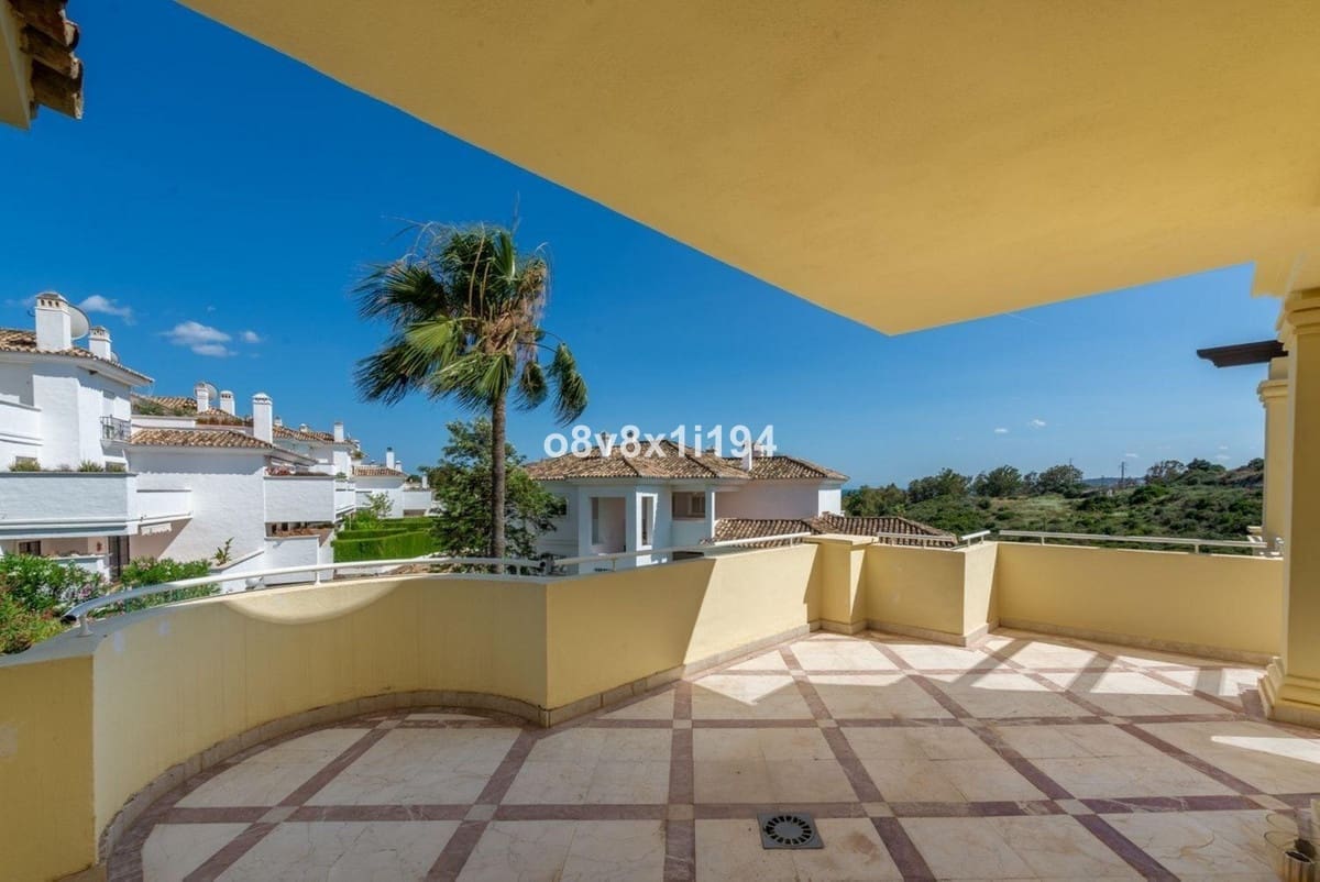 2 soveværelse Lejlighed til salg i Casares med swimmingpool garage - € 530.000 (Ref: 10140595)