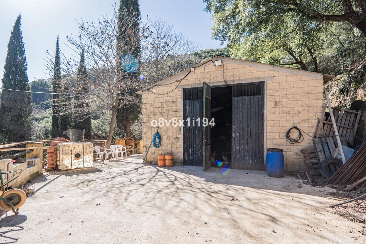 5 bedroom Finca/Country House for sale in Jubrique with pool - € 995,000 (Ref: 10140601)