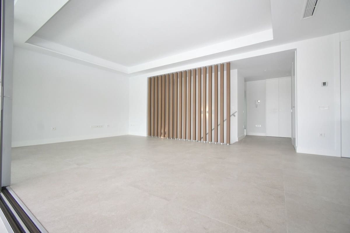 4 soveværelse Lejlighed til salg i Marbella med swimmingpool garage - € 1.495.000 (Ref: 10140654)