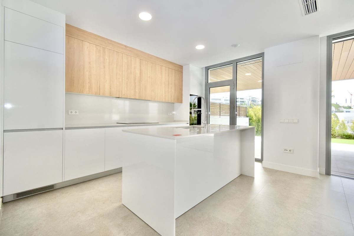 4 soveværelse Lejlighed til salg i Marbella med swimmingpool garage - € 1.495.000 (Ref: 10140654)