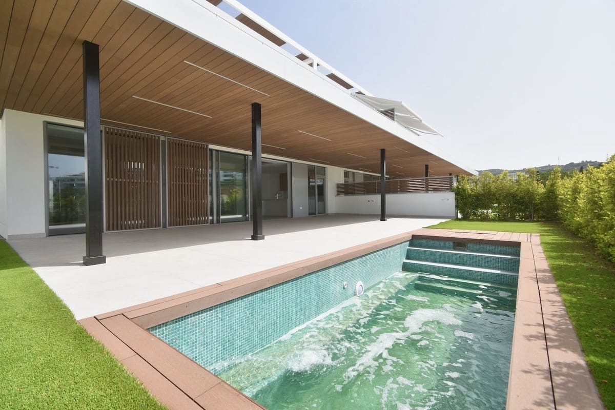 4 soveværelse Lejlighed til salg i Marbella med swimmingpool garage - € 1.495.000 (Ref: 10140654)