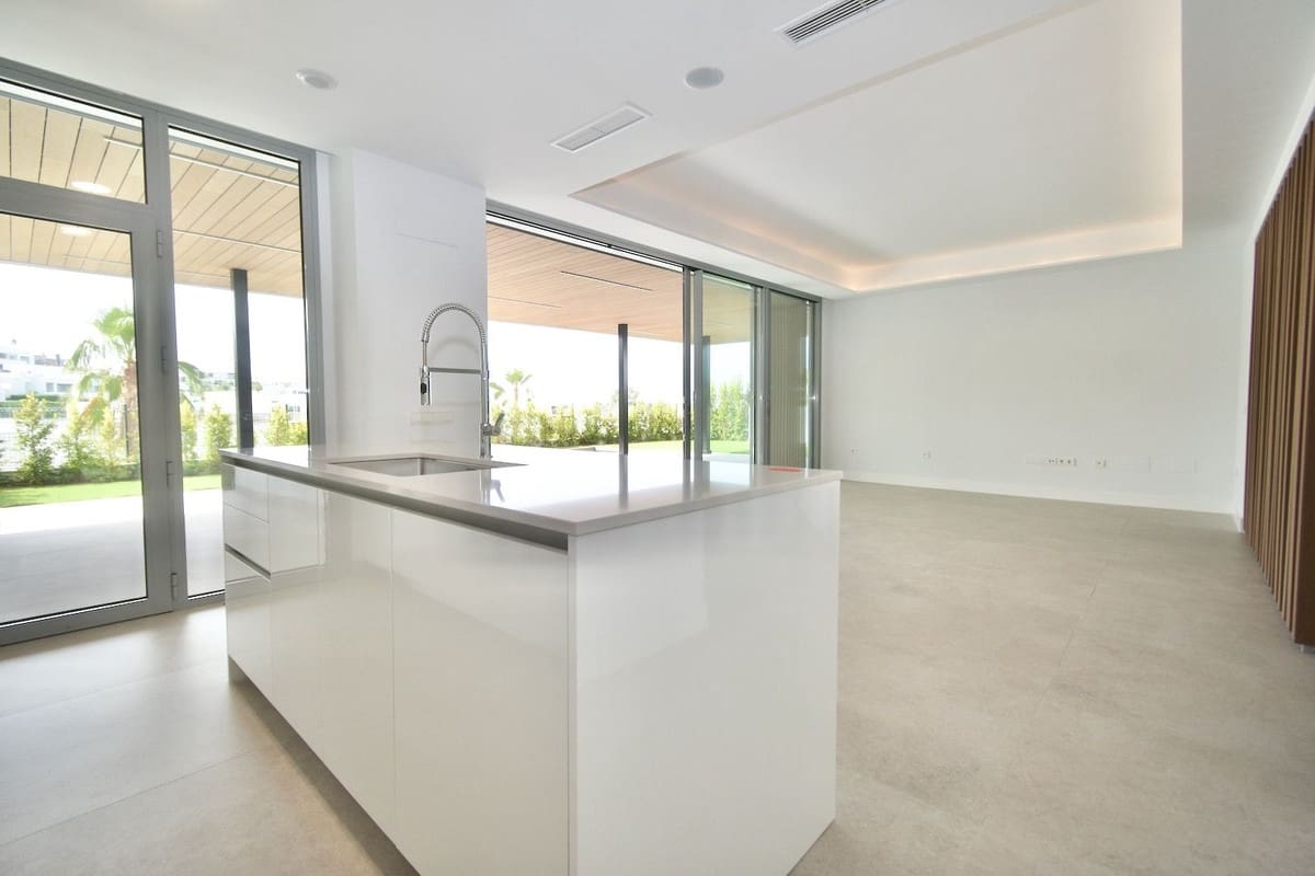 4 soveværelse Lejlighed til salg i Marbella med swimmingpool garage - € 1.495.000 (Ref: 10140654)