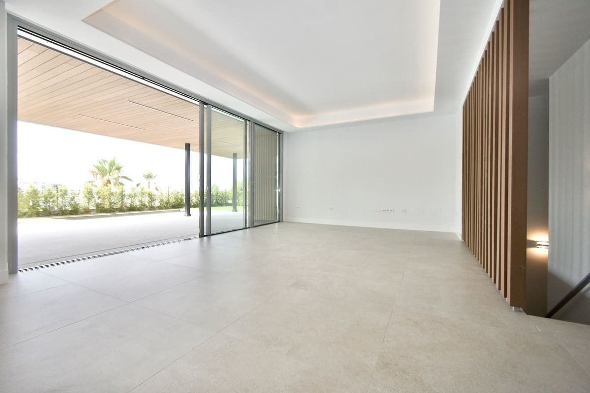 4 soveværelse Lejlighed til salg i Marbella med swimmingpool garage - € 1.495.000 (Ref: 10140654)