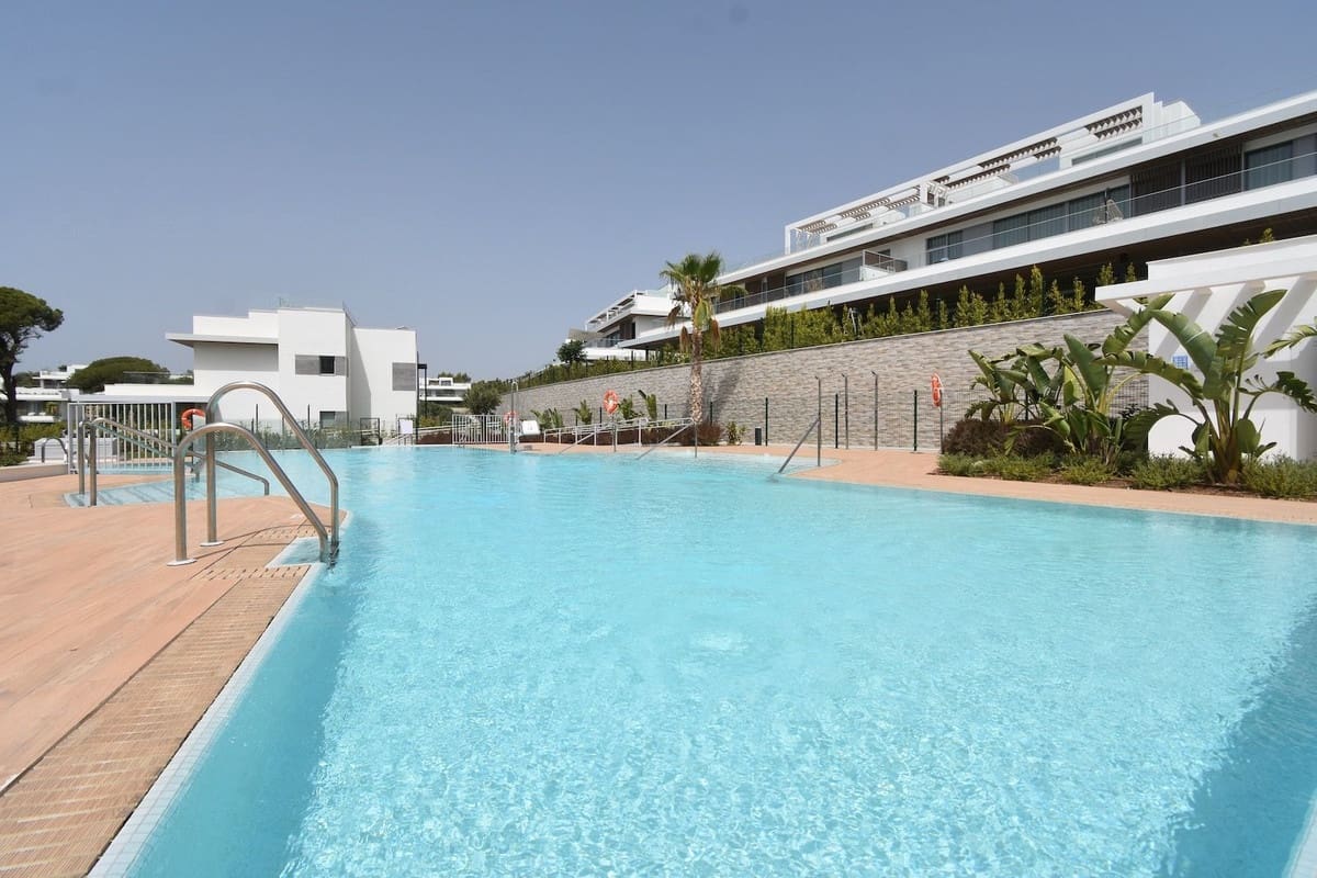 4 soveværelse Lejlighed til salg i Marbella med swimmingpool garage - € 1.495.000 (Ref: 10140654)
