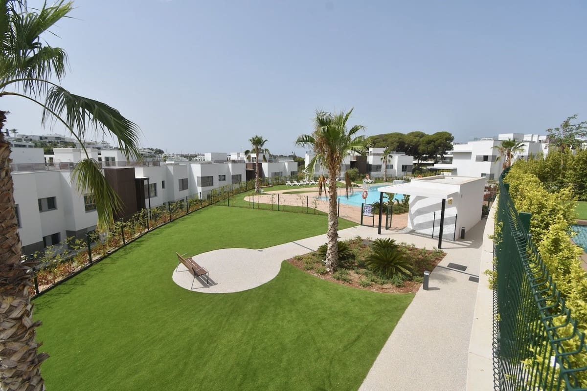 4 soveværelse Lejlighed til salg i Marbella med swimmingpool garage - € 1.495.000 (Ref: 10140654)
