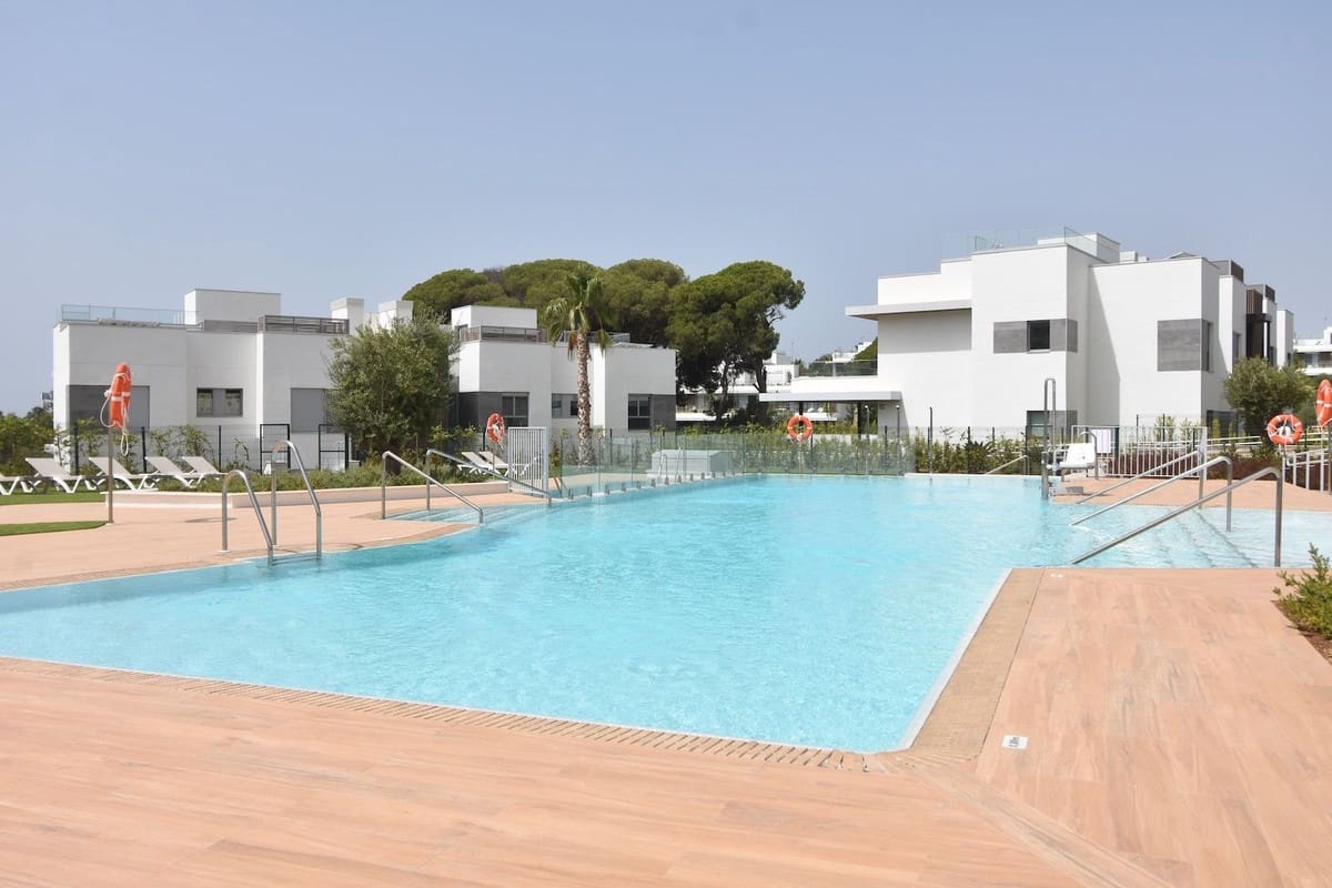 4 soveværelse Lejlighed til salg i Marbella med swimmingpool garage - € 1.495.000 (Ref: 10140654)