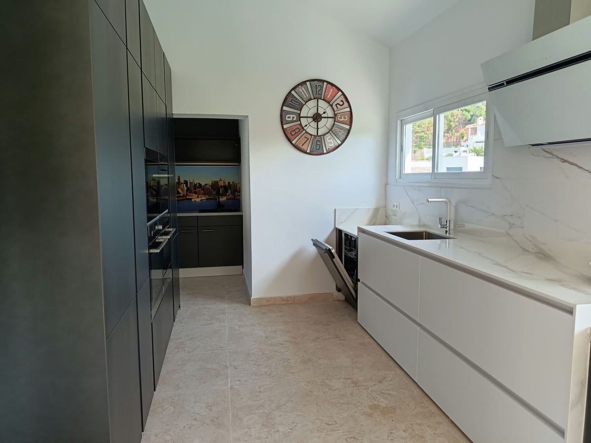 5 slaapkamer Villa te koop in Mijas met zwembad garage - € 960.000 (Ref: 10140656)