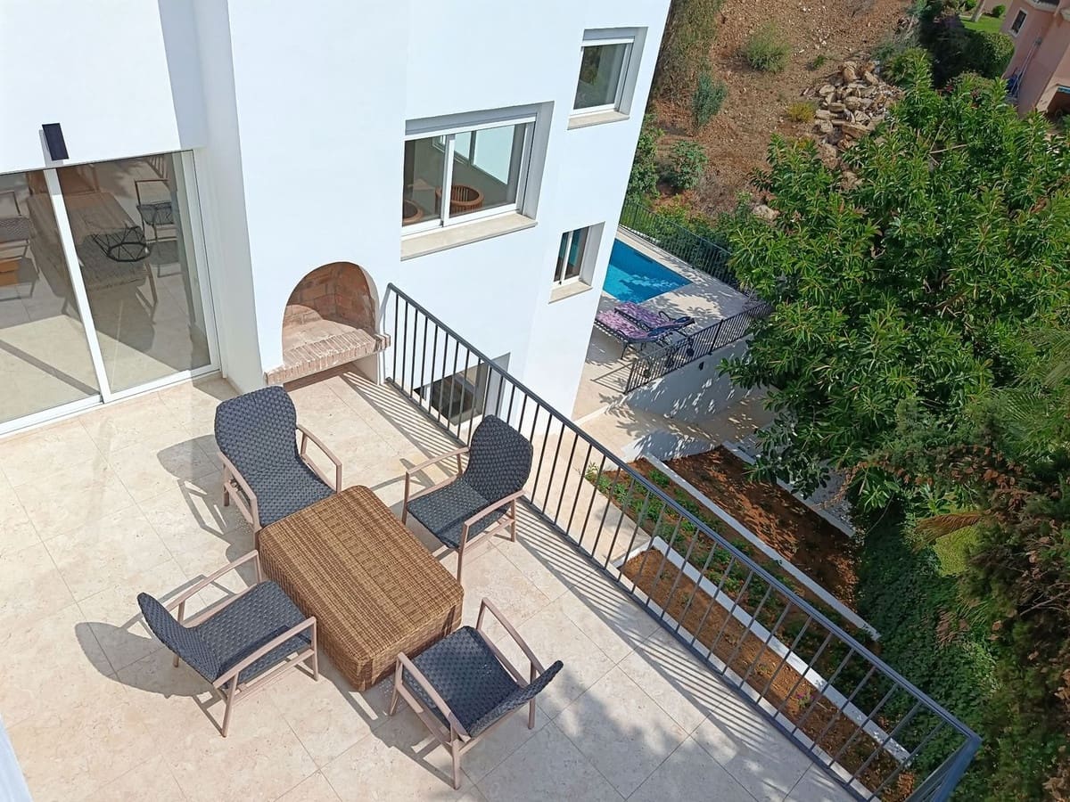 5 slaapkamer Villa te koop in Mijas met zwembad garage - € 960.000 (Ref: 10140656)