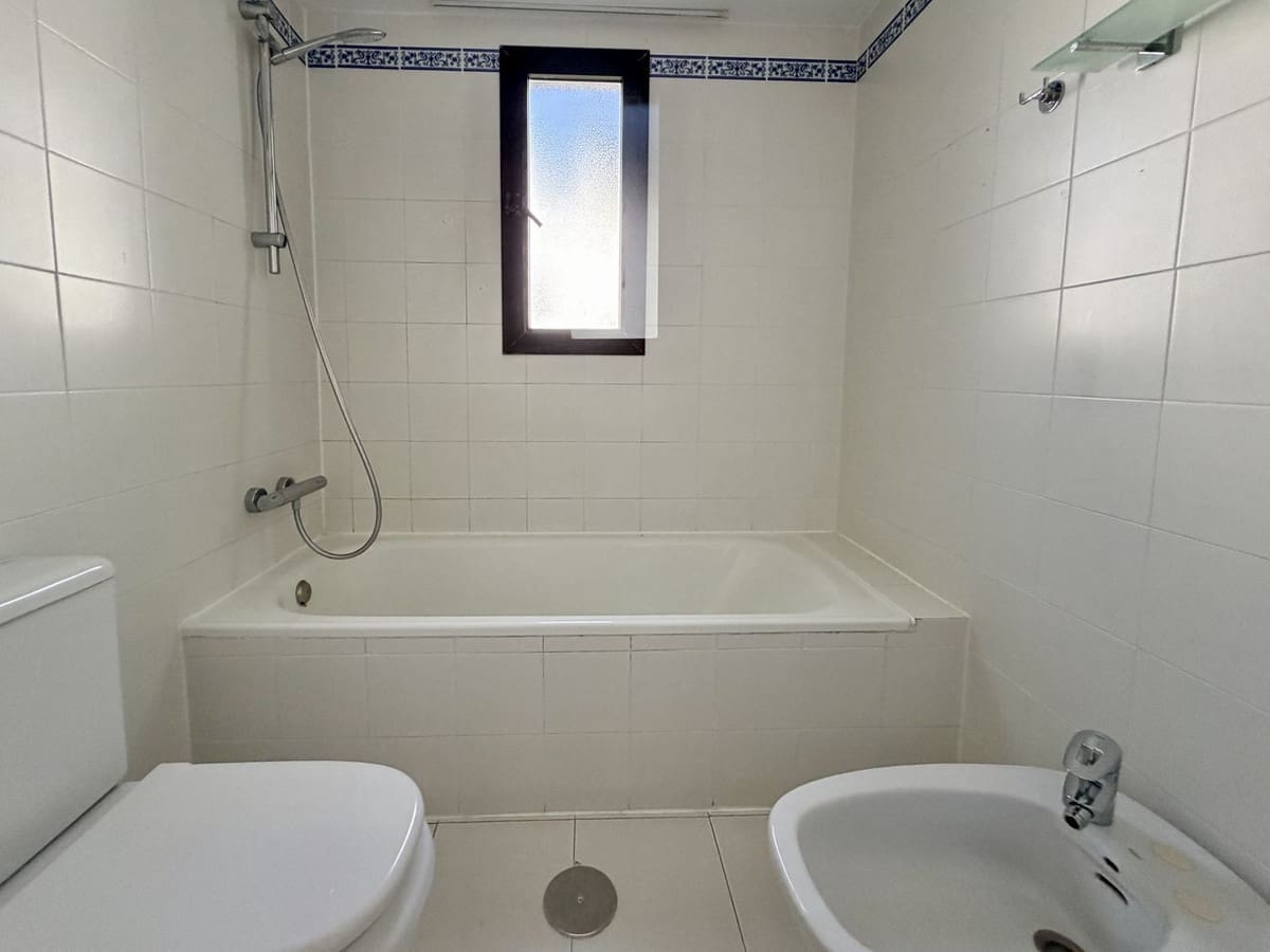 Casa de 3 habitaciones en Guadalmina en venta con piscina garaje - 635.000 € (Ref: 10140663)