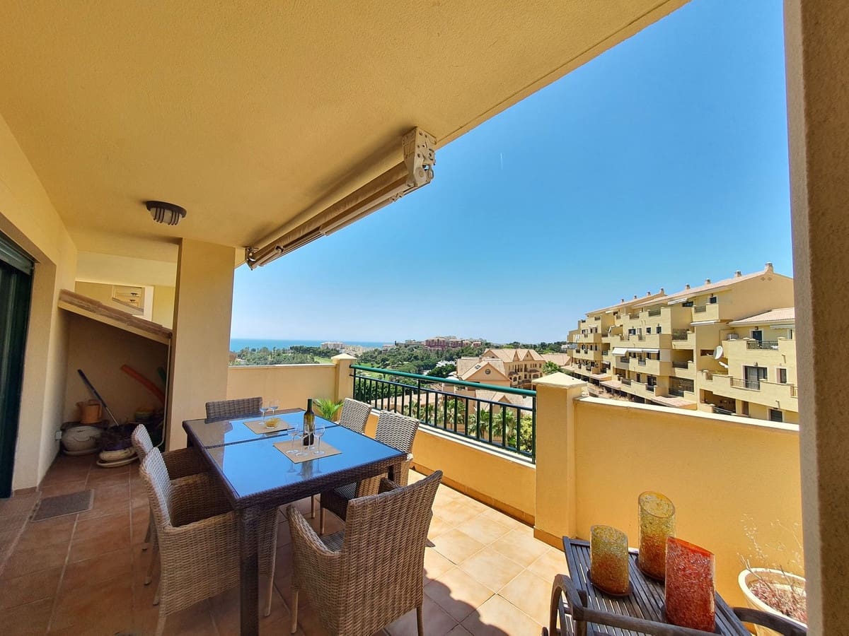 2 slaapkamer Appartement te koop in Benalmadena met zwembad garage - € 475.000 (Ref: 10140672)