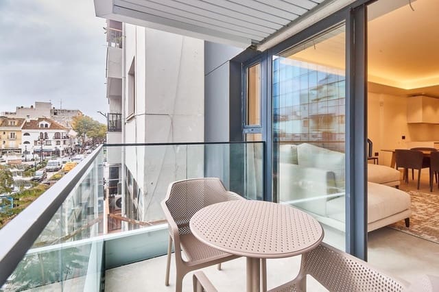 3 soveværelse Lejlighed til salg i Zona Puerto Deportivo, Fuengirola med garage - € 395.000 (Ref: 10140673)