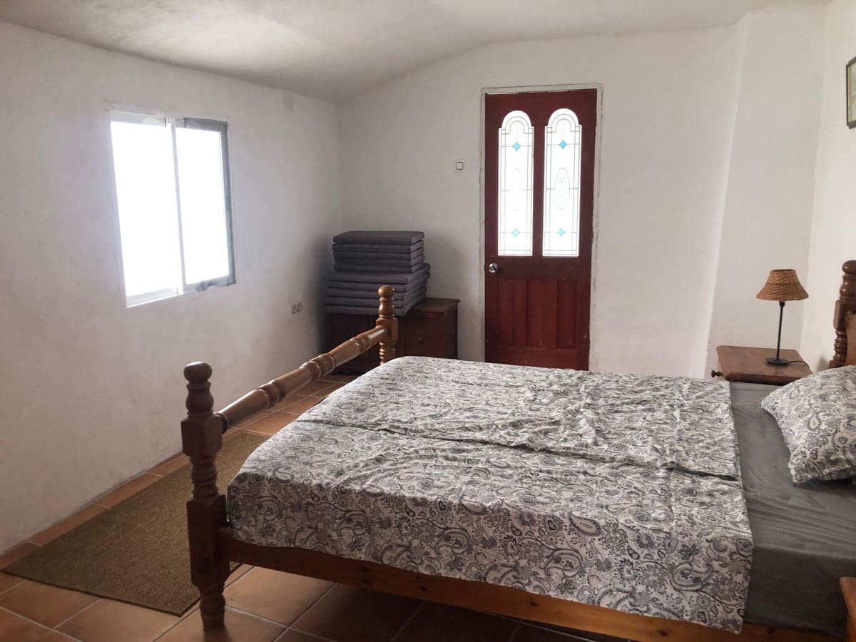4 soverom Hus til salgs i Cuevas de San Marcos - € 168 000 (Ref: 10140705)