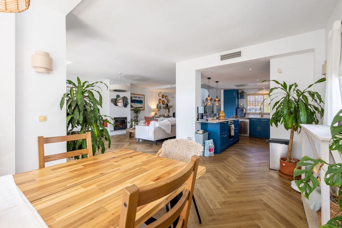 Chalet de 4 habitaciones en Alhaurín el Grande en venta con piscina garaje - 685.000 € (Ref: 10140744)