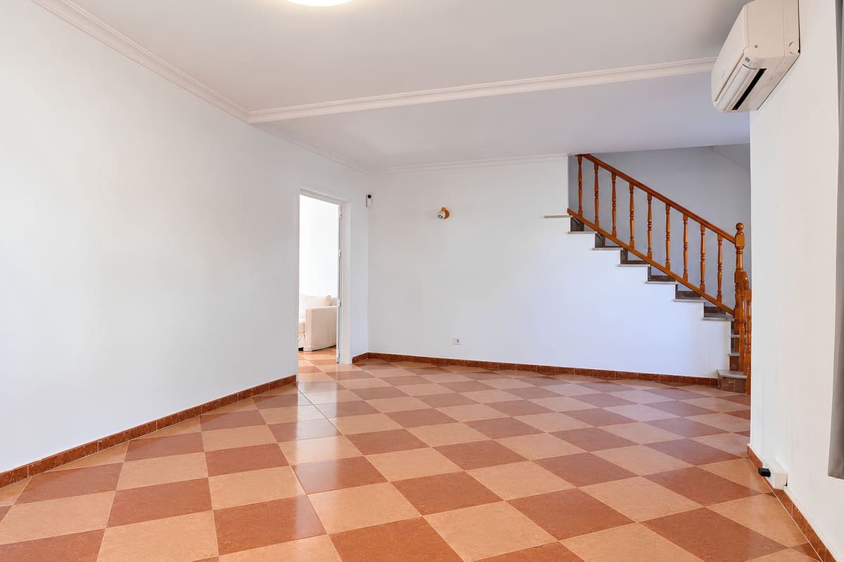 3 soverom Villa til salgs i Fuengirola med garasje - € 598 000 (Ref: 10140766)
