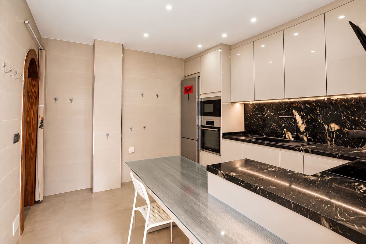 3 soverom Villa til salgs i Fuengirola med garasje - € 598 000 (Ref: 10140766)